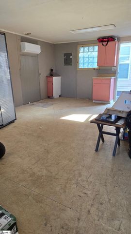 129 Gano Drive, Woodruff, SC 29688