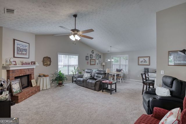 727 Jacoby Drive, Loganville, GA 30052