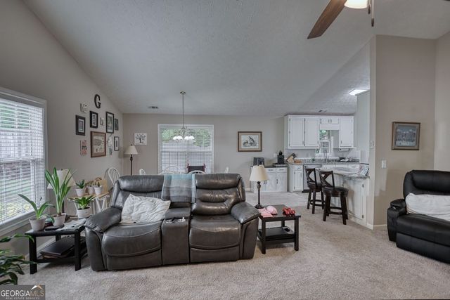727 Jacoby Drive, Loganville, GA 30052