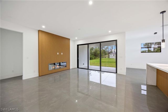 2504 23rd ST W, Lehigh Acres, FL 33971