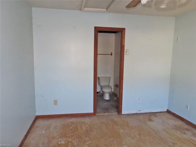 108 Evergreen CIR, Seaford, VA 23696