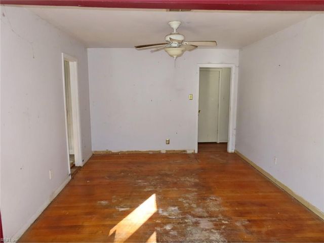 108 Evergreen CIR, Seaford, VA 23696