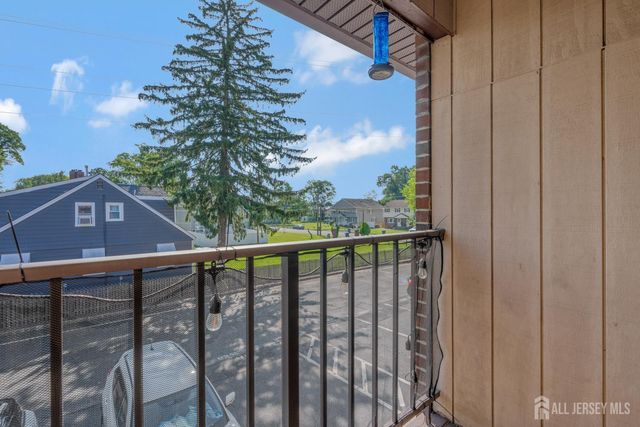 38 Foxhall Common, Middlesex, NJ 08846