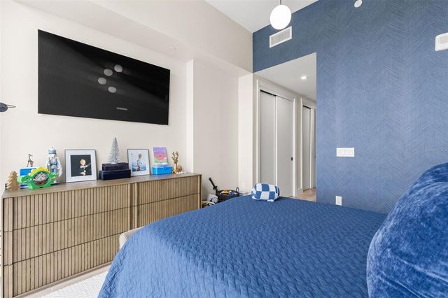 5120 MARINA WAY 16002, Tampa, FL 33611