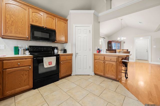 37036 Rivergate Ave, Geismar, LA 70734