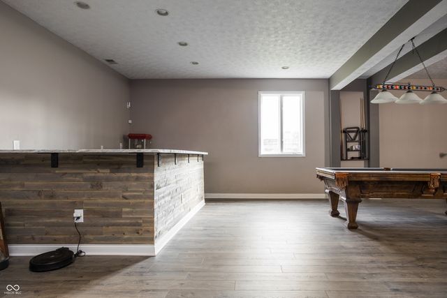 9904 Oak Ridge Drive, Zionsville, IN 46077
