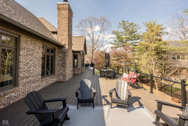 9904 Oak Ridge Drive, Zionsville, IN 46077