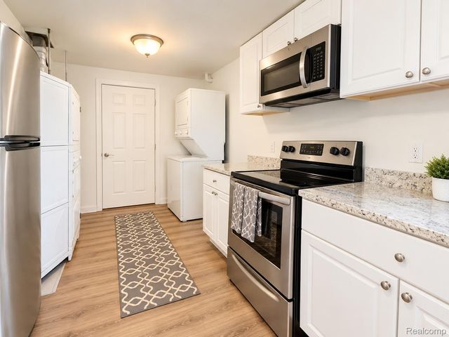 7500 Anna Avenue, Warren, MI 48092