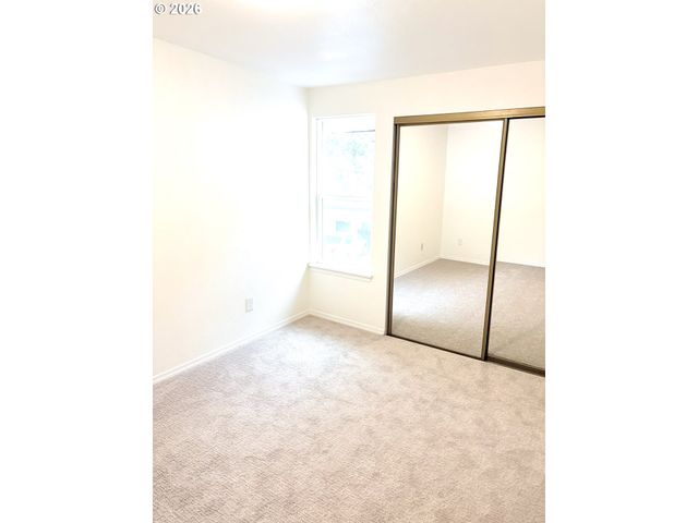 732 Se RENE Ave, Gresham, OR 97080