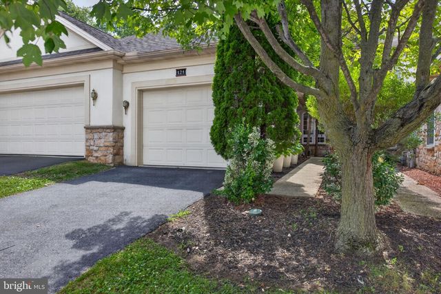 121 CREEKGATE CT, Millersville, PA 17551