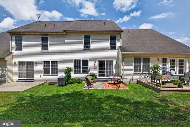 121 CREEKGATE CT, Millersville, PA 17551