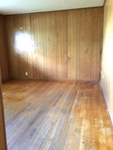 1424 Tennessee Street, Lake Charles, LA 70607