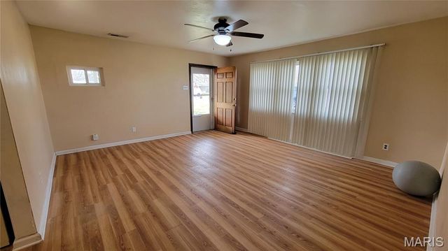 4204 Beauty Lane, St Louis, MO 63134