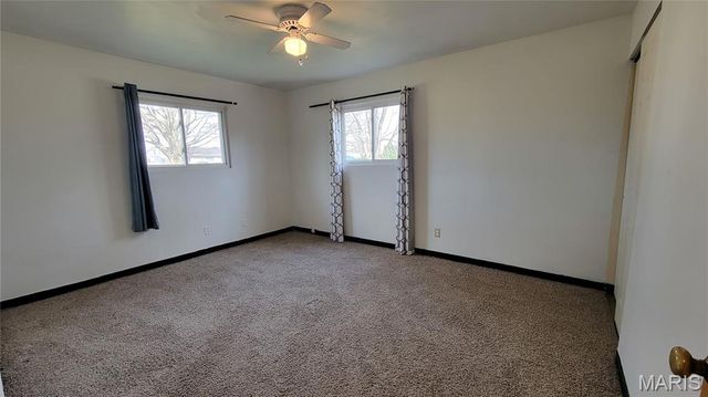 4204 Beauty Lane, St Louis, MO 63134