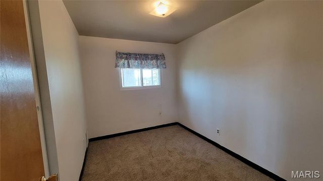 4204 Beauty Lane, St Louis, MO 63134