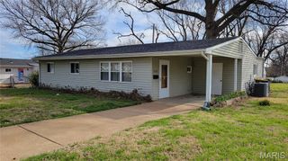 4204 Beauty Lane, St Louis, MO 63134