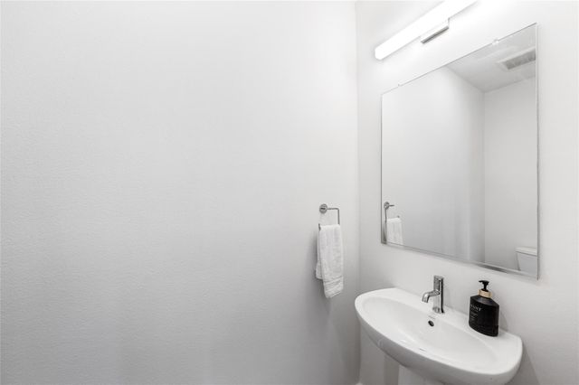 814 N Bluff DR 95, Austin, TX 78745