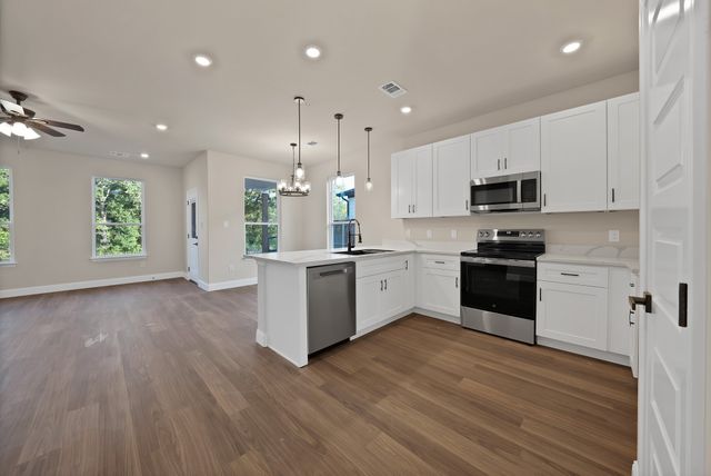 5805 Barkridge Drive, Granbury, TX 76048