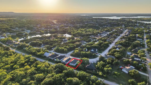 5805 Barkridge Drive, Granbury, TX 76048