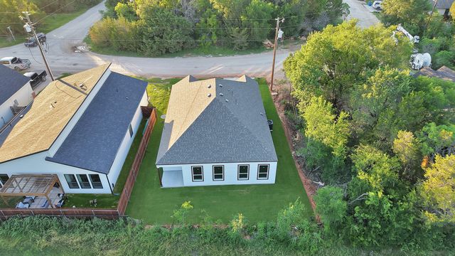 5805 Barkridge Drive, Granbury, TX 76048
