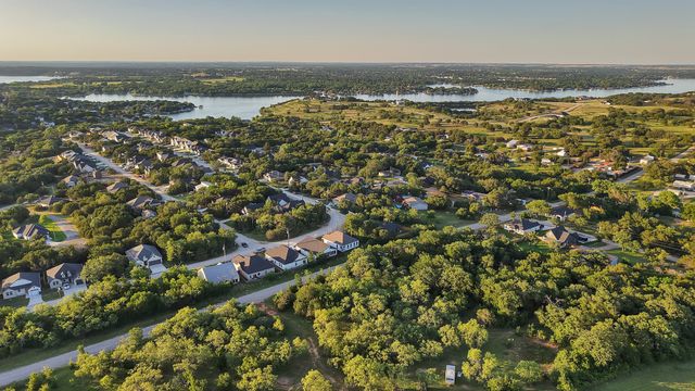 5805 Barkridge Drive, Granbury, TX 76048