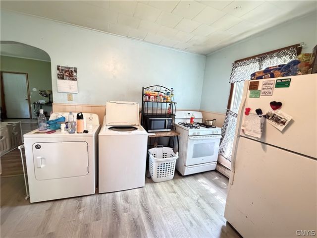 204 Saint Marks Avenue, Syracuse, NY 13204