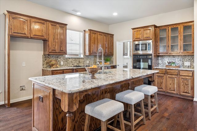 15790 Stonebridge Drive, Frisco, TX 75035