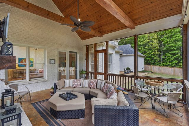 1881 RIVERDALE RD, Germantown, TN 38138