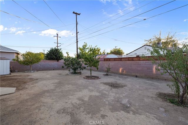 38609 Ladelle Avenue, Palmdale, CA 93550