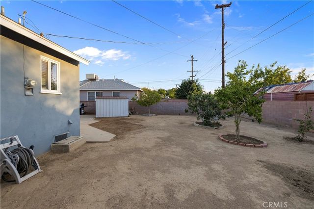 38609 Ladelle Avenue, Palmdale, CA 93550