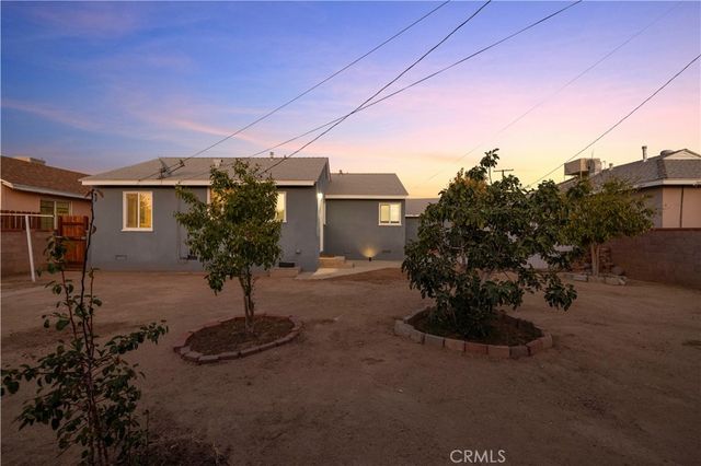 38609 Ladelle Avenue, Palmdale, CA 93550