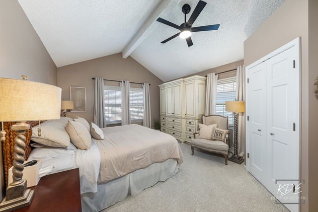 992 Belaire Court, Naperville, IL 60563