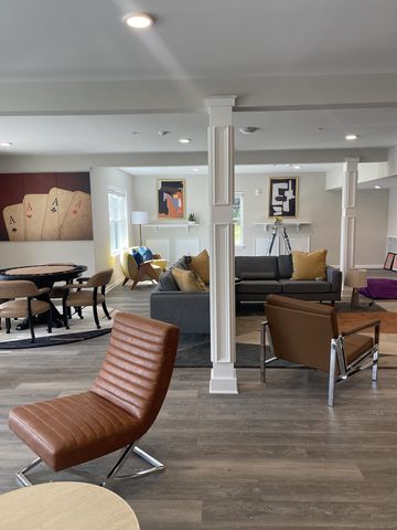 64 East Mitchell Avenue 14, Cheshire, CT 06410