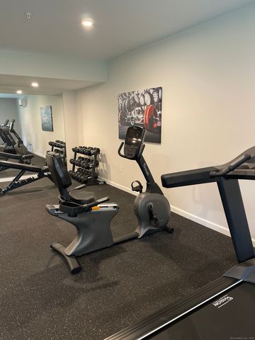 64 East Mitchell Avenue 14, Cheshire, CT 06410