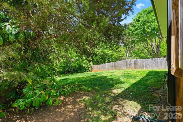 546 Baltimore Drive, Cramerton, NC 28032