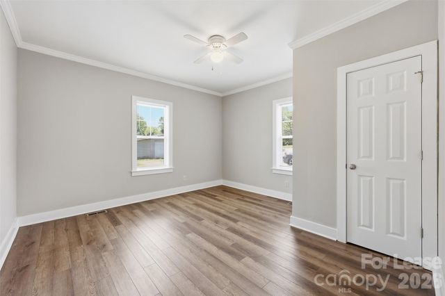 546 Baltimore Drive, Cramerton, NC 28032