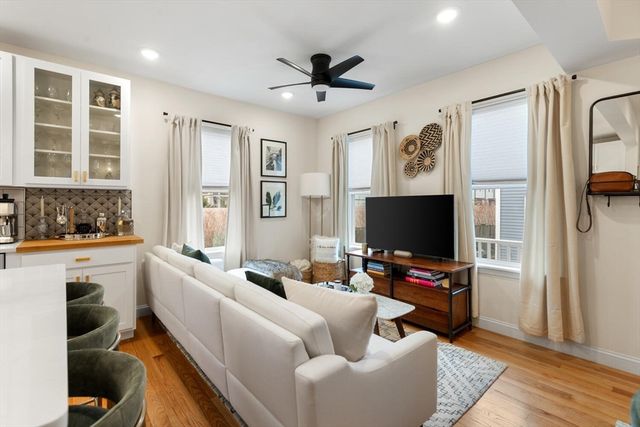 44 Henderson Street 44, Somerville, MA 02145