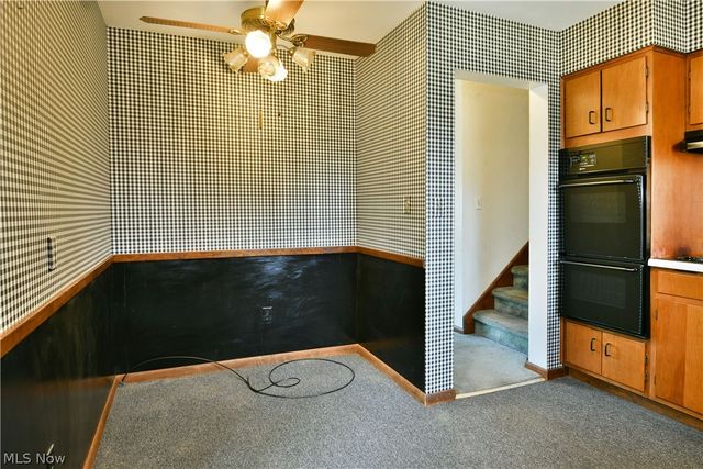 8391 Squires Lane NE, Warren, OH 44484