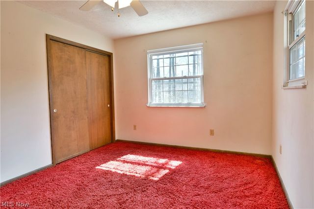 8391 Squires Lane NE, Warren, OH 44484