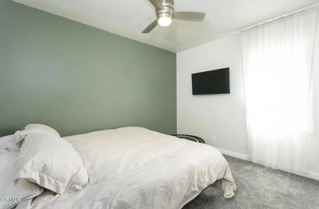 8339 Owens Street, Sunland, CA 91040