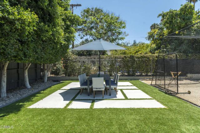 8339 Owens Street, Sunland, CA 91040