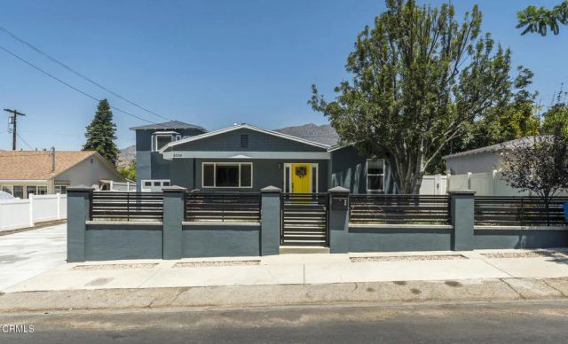 8339 Owens Street, Sunland, CA 91040