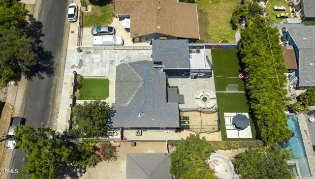 8339 Owens Street, Sunland, CA 91040