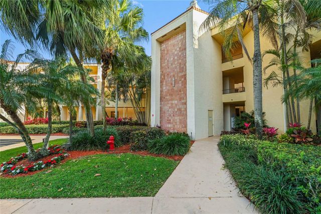 7520 La Paz Boulevard 306, Boca Raton, FL 33433