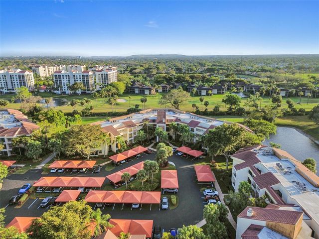 7520 La Paz Boulevard 306, Boca Raton, FL 33433