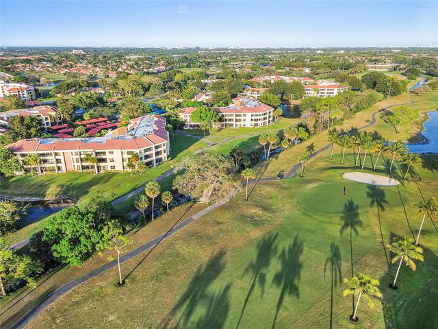 7520 La Paz Boulevard 306, Boca Raton, FL 33433