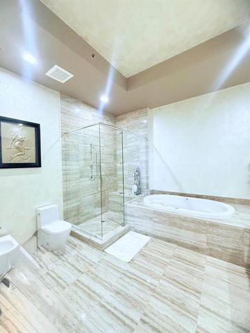 15811 Collins Avenue Ph4307, Sunny Isles Beach, FL 33160
