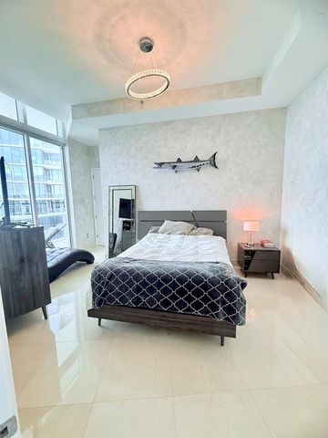 15811 Collins Avenue Ph4307, Sunny Isles Beach, FL 33160