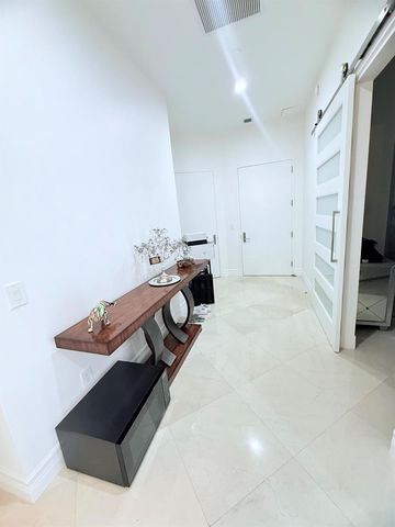 15811 Collins Avenue Ph4307, Sunny Isles Beach, FL 33160