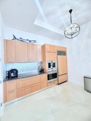 15811 Collins Avenue Ph4307, Sunny Isles Beach, FL 33160